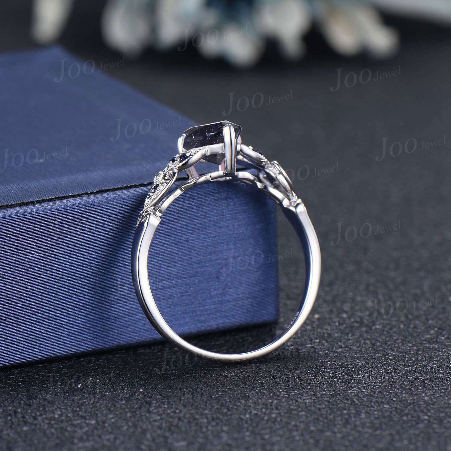 Unique Filigree Design Butterfly Engagement Ring Women 1.25ct Pear Cut Galaxy Blue Sandstone Rind Blue Goldstone Cluster Wedding Ring Gifts