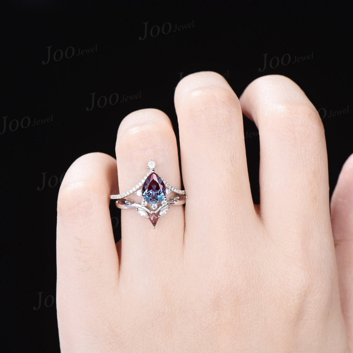 Pear Color-Change Alexandrite Garnet Crown Tiara Ring Set 14K White Gold Art Deco Moissanite Wedding Band June Birthstone Engagement Rings