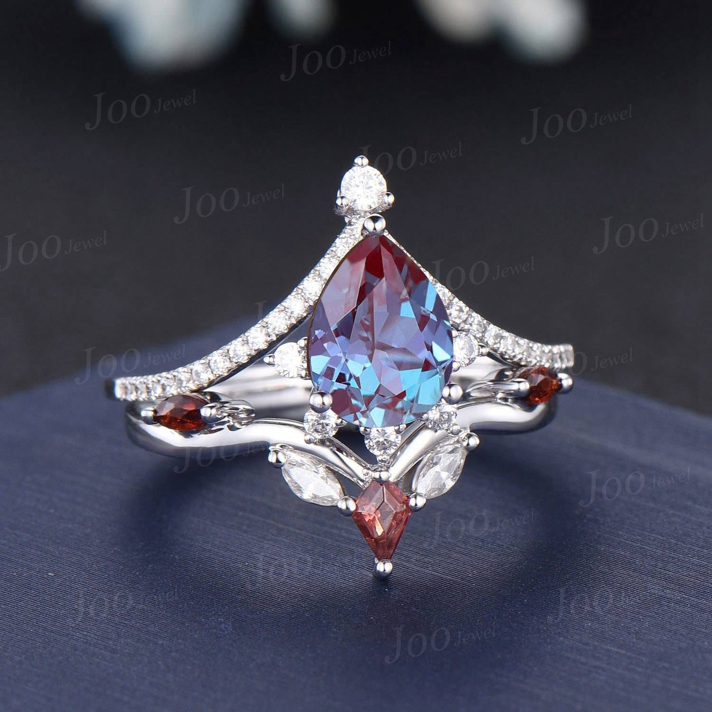 Pear Color-Change Alexandrite Garnet Crown Tiara Ring Set 14K White Gold Art Deco Moissanite Wedding Band June Birthstone Engagement Rings