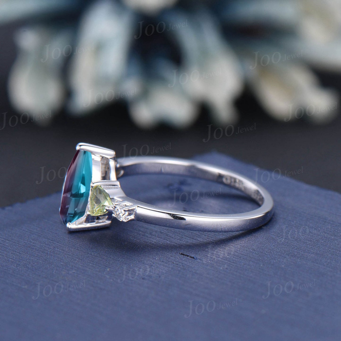 1.25ct Pear Alexandrite Cluster Engagement Rings Personalized Multi-stone Topaz Peridot Blue Sapphire Alexandrite Best Friend/Family Ring