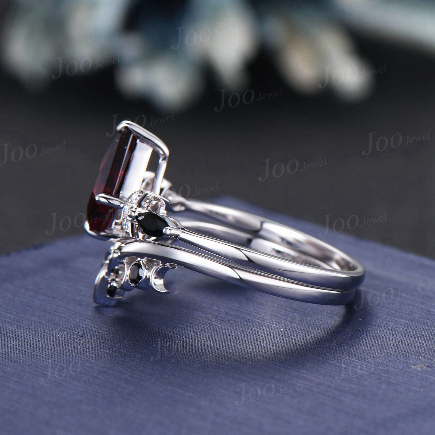 Unique Kite Cut Natural Red Garnet Engagement Ring Set Crescent Moon Wedding Ring Garnet and Black Gemstone Ring Celtic Knot Gothic Ring Set