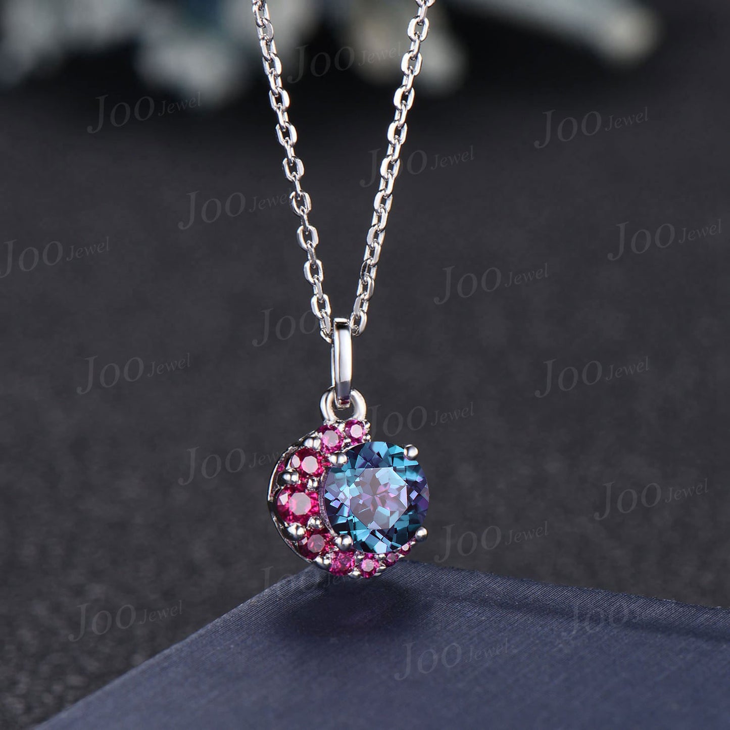 Round Color-Change Alexandrite Ruby Necklace Sterling Silver Crescent Moon Pendant Vintage Antique June Birthstone Necklace Birthday Gifts