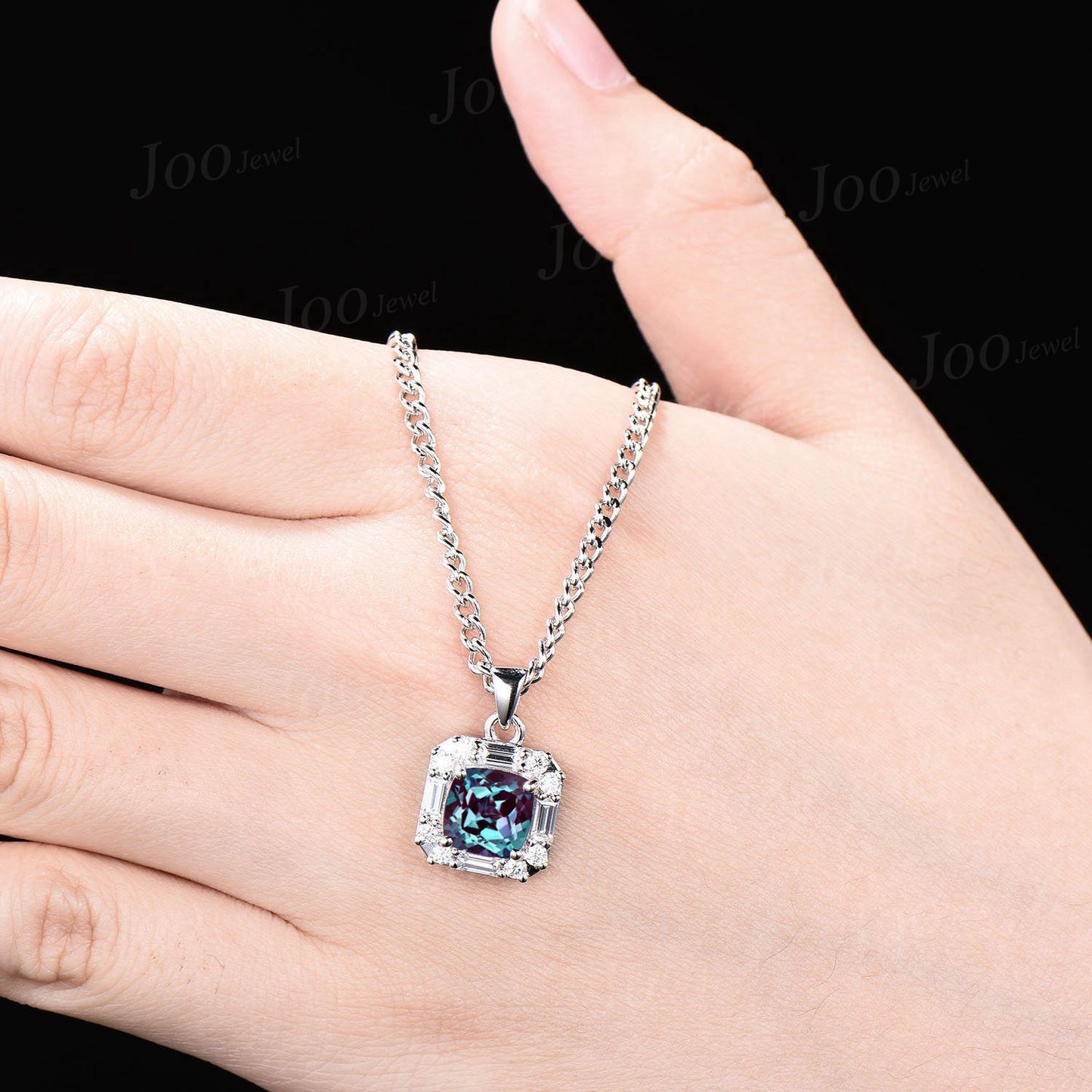 Cushion Cut Alexandrite Pendant Necklace Women Solid 14K/18K Gold Color-Change Gemstone Pendant June Birthstone Birthday/Anniversary Gifts