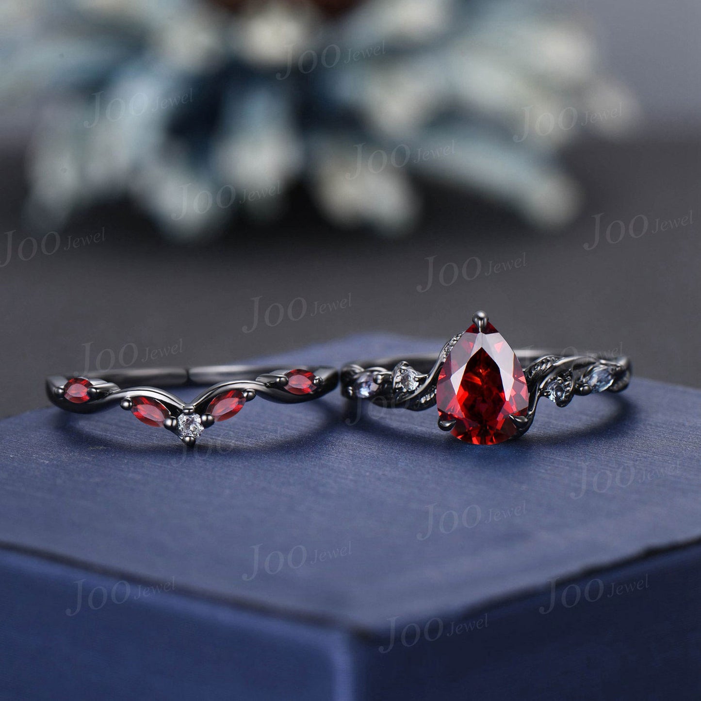 1.25ct Pear Cut Natural Red Garnet Black Gold Bridal Set Leaf Wedding Ring Garnet Alexandrite Wedding Ring Set Antique Vintage Proposal Gift