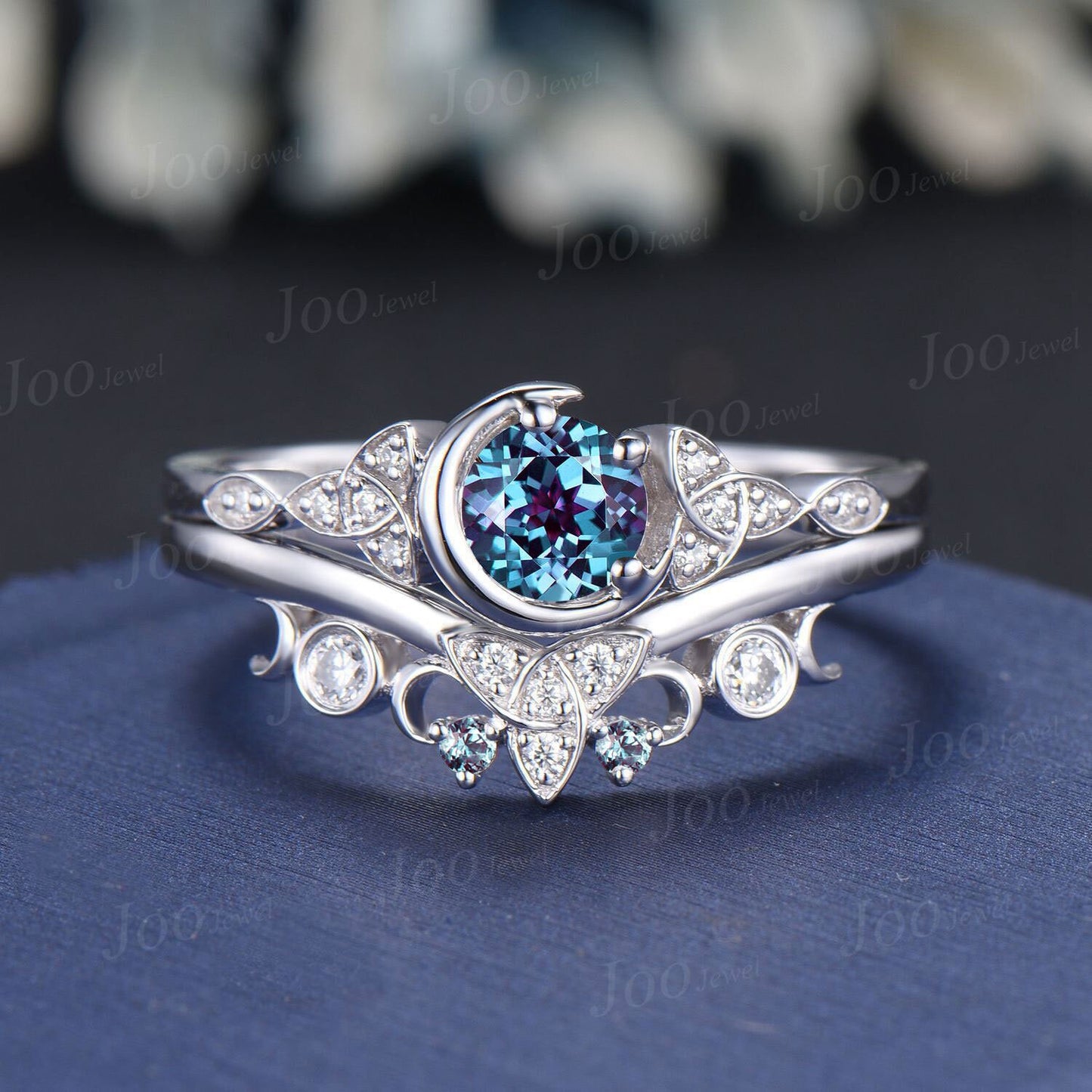 5mm Round Color-Change Alexandrite Celestial Moon Celtic Wedding Ring Moissanite Trinity Knot Band 10K Rose Gold June Birthstone Bridal Ring