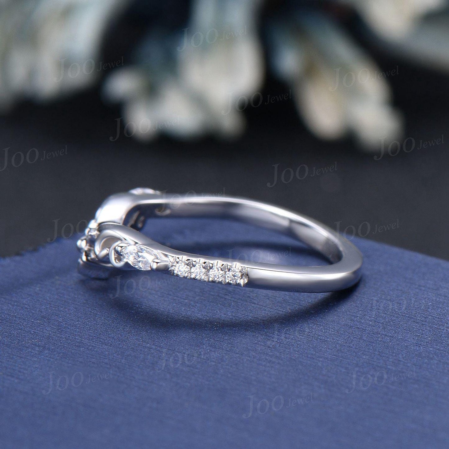 Nature Inspired Moissanite Contour Wedding Band 14K Gold Unique Floral Curved Wedding Ring Twig Vine Stackable Filigree Bridal Promise Ring