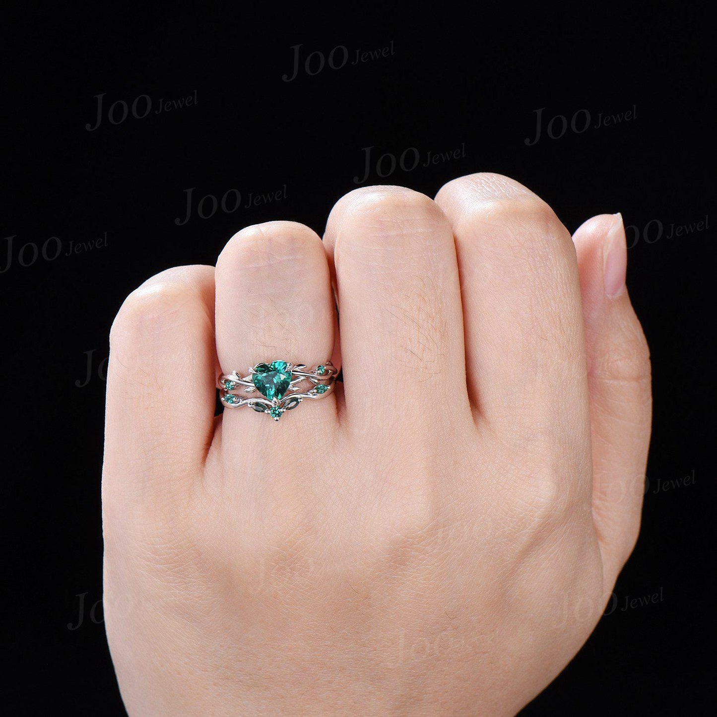 14K Black Gold Twig Vine Heart Cut Green Emerald Engagement Ring Set Moss Agate Wedding Ring Set Goth Black Promise Ring Women Jewelry Gifts