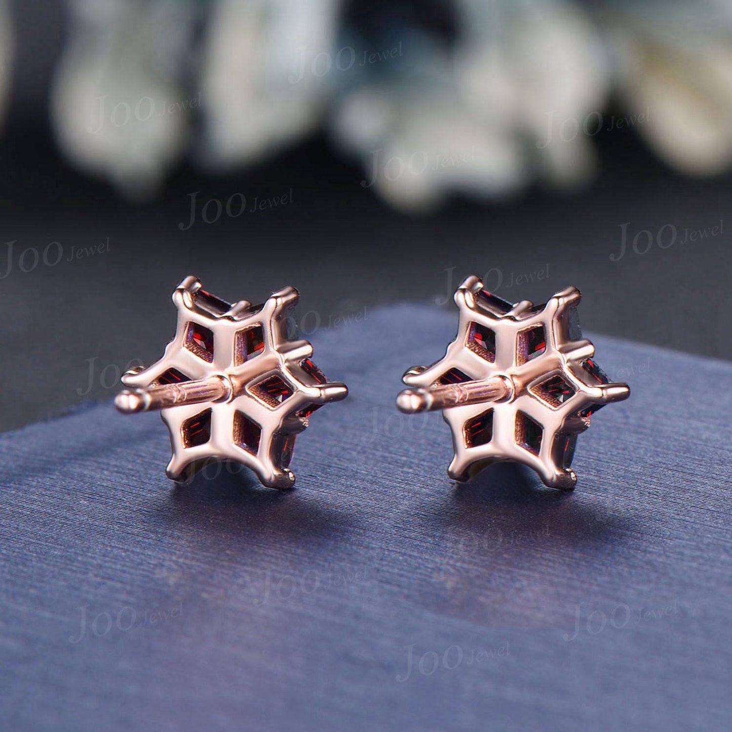 Natural Garnet Stud Flower Earrings Vintage Sterling Silver Snowflake Earrings Kite Cut Garnet Gemstone Earrings for Women Christmas Earring
