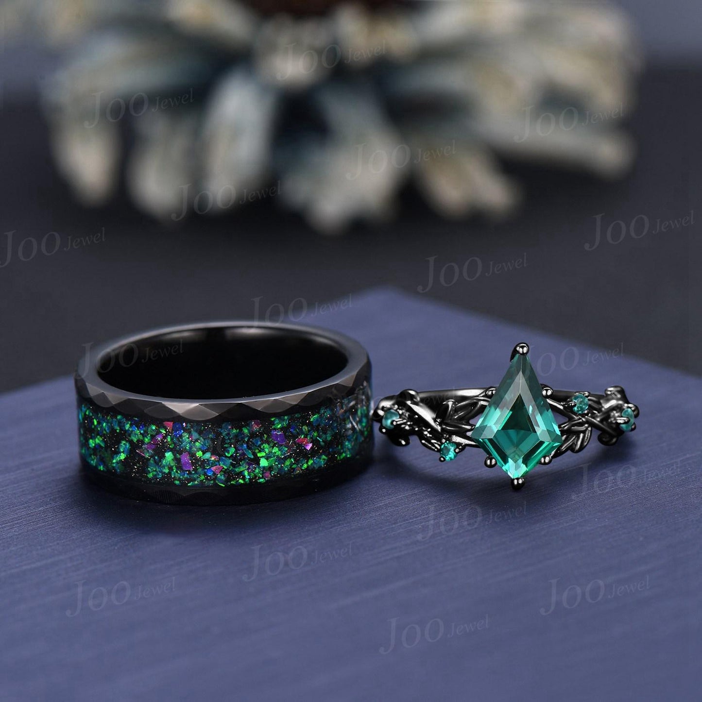 Green Emerald Couple Ring Set Kite Cut Emerald Leaf Vine Ring Yellow Gold Matching Ring Set His and Hers Goth Wedding Band Anniversary Gifts