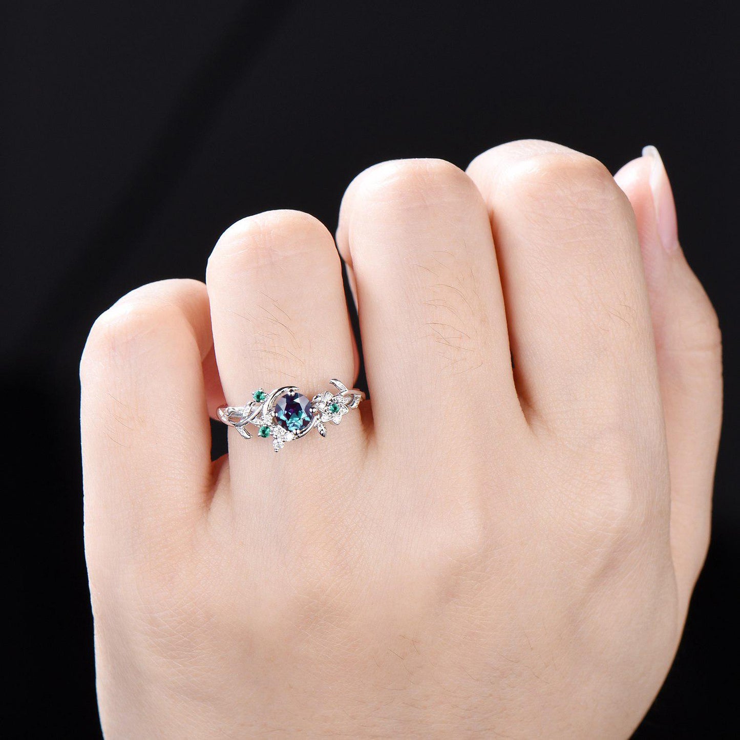 Moon Leaf Alexandrite Ring Sterling Silver Vintage Cluster Emerald Ring Nature Engagement Ring Personalized June Birthstone Gifts For Women