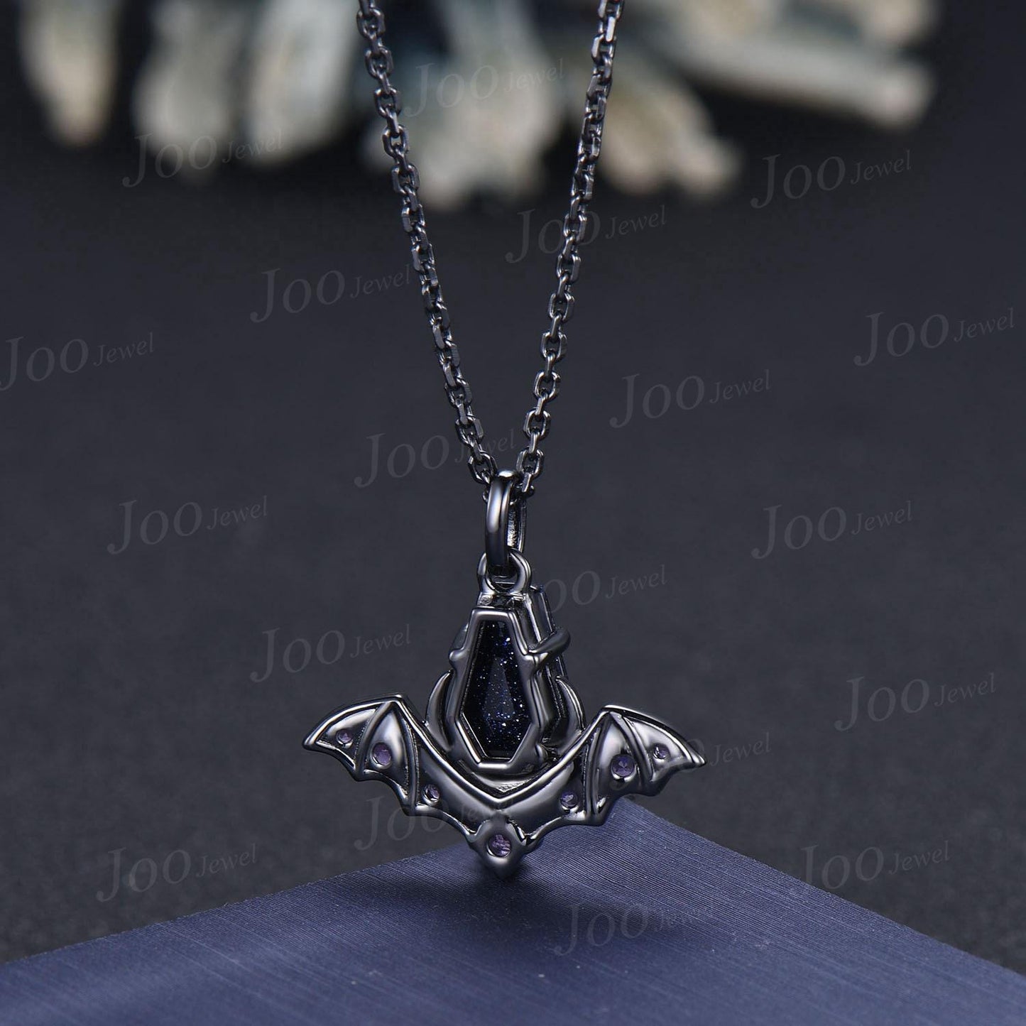 Gothic Blue Sandstone Moon Pendant Necklace Coffin Cut Starry Sky Galaxy Blue Goldstone Amethyst Bat Wing Retro 18K Black Gold Chain Pendant