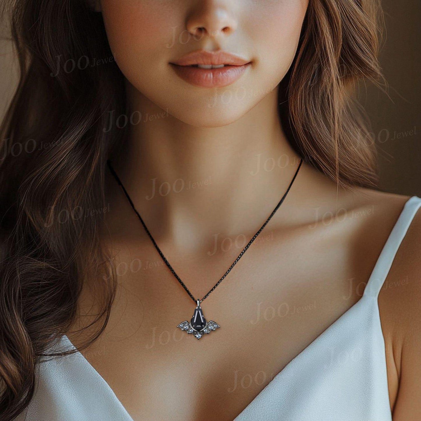 Natural Black Onyx Moon Bat Pendant Necklace Coffin Cut Natural Black Onyx Bat Wing Gothic Necklace Retro 18K Black Gold Chain for Women