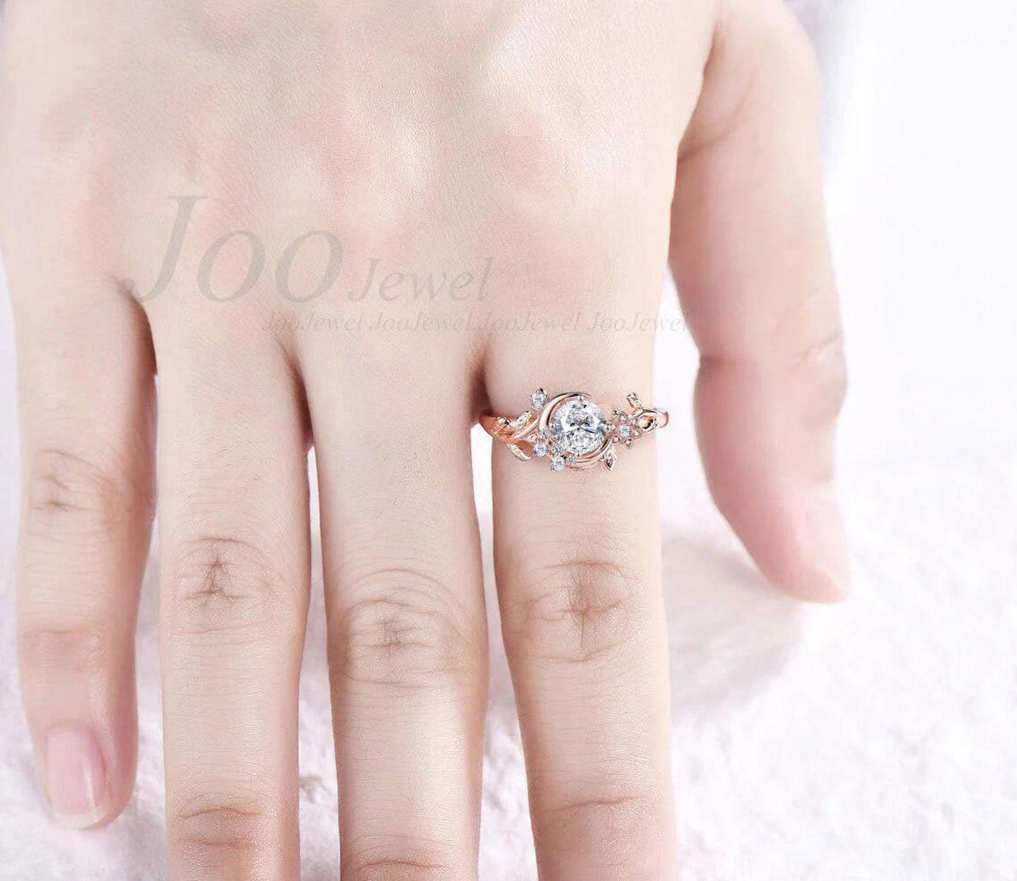 Nature Inspired Round Cut 5mm Lab Grown Diamond Ring Crescent Moon VVS D Diamond Wedding Ring Dainty Art Deco Diamond Promise Ring for Women