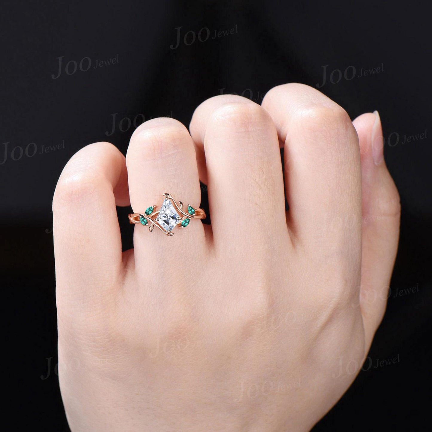 IGI Diamond Engagement Ring 14K Rose Gold Kite Cut Diamond with Emerald Infinity Leaf Wedding Rings for Women Custom VVS D Diamond Ring