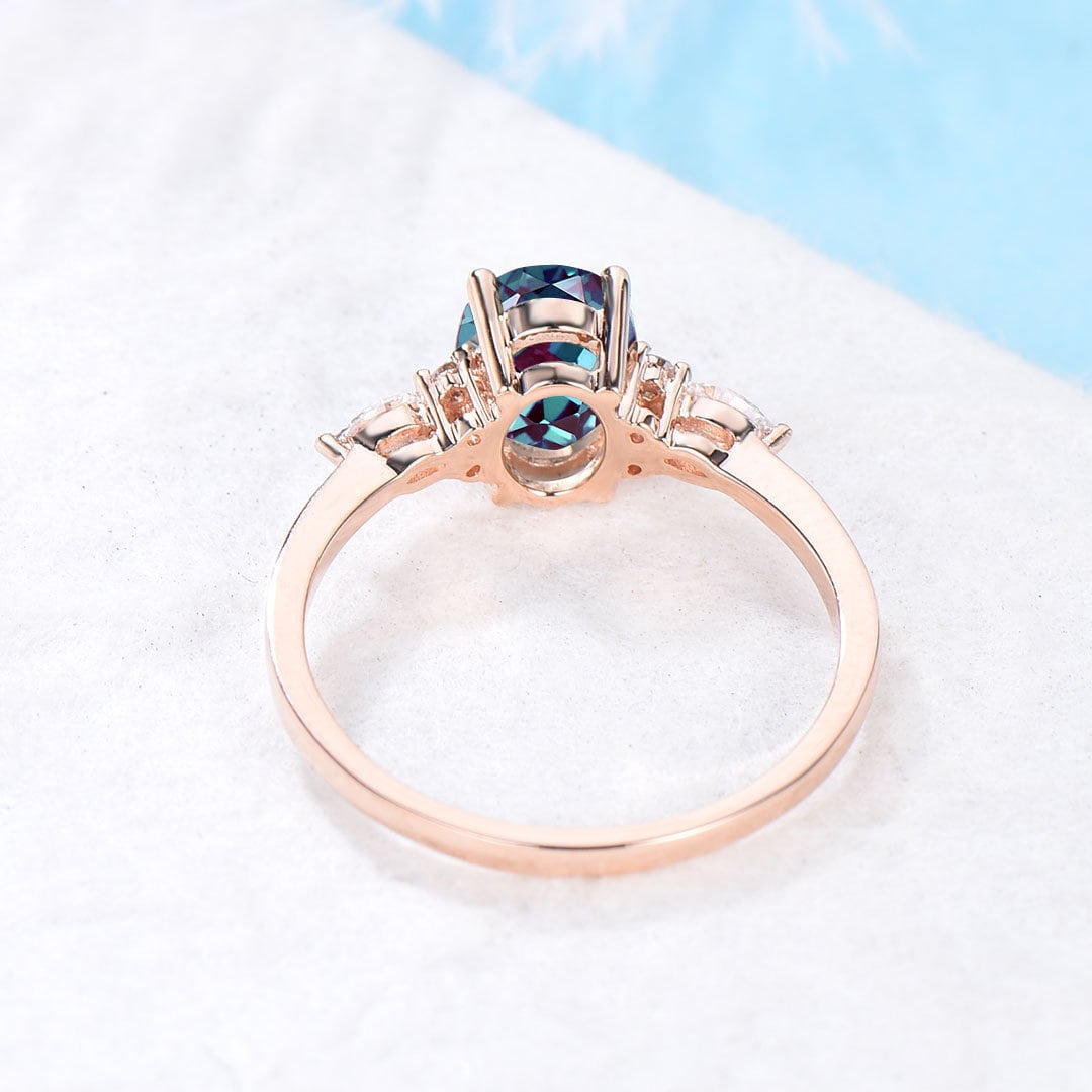 Oval Alexandrite Ring Cluster Engagement Ring Rose Gold Lab Diamond Ring June Birthstone Color Change Stone Wedding Anniversary Jewelry