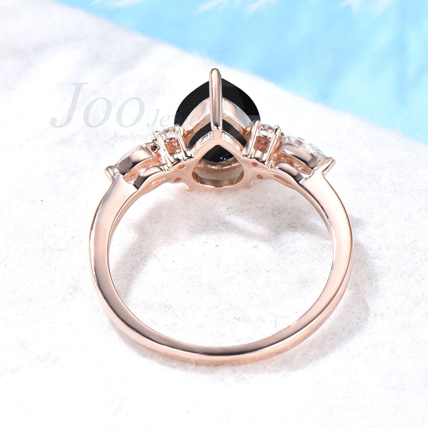 Natural Black Onyx Ring Women Vintage Pear Healing Crystal Ring Black Spinel Everyday Dainty Ring Black Stone Engagement Ring Gemstone Ring