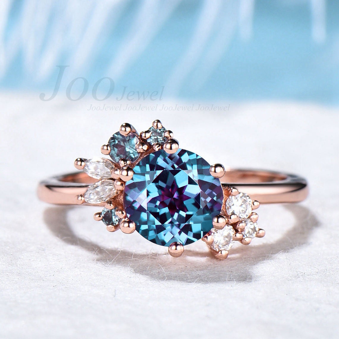 Round Alexandrite Engagement Ring Cluster Alexandrite Ring Wedding Ring Vintage Moissanite Cluster Bridal Ring Promise Ring Gift for Her