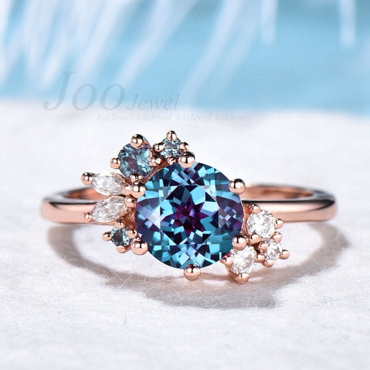 Round Alexandrite Engagement Ring Cluster Alexandrite Ring Wedding Ring Vintage Moissanite Cluster Bridal Ring Promise Ring Gift for Her
