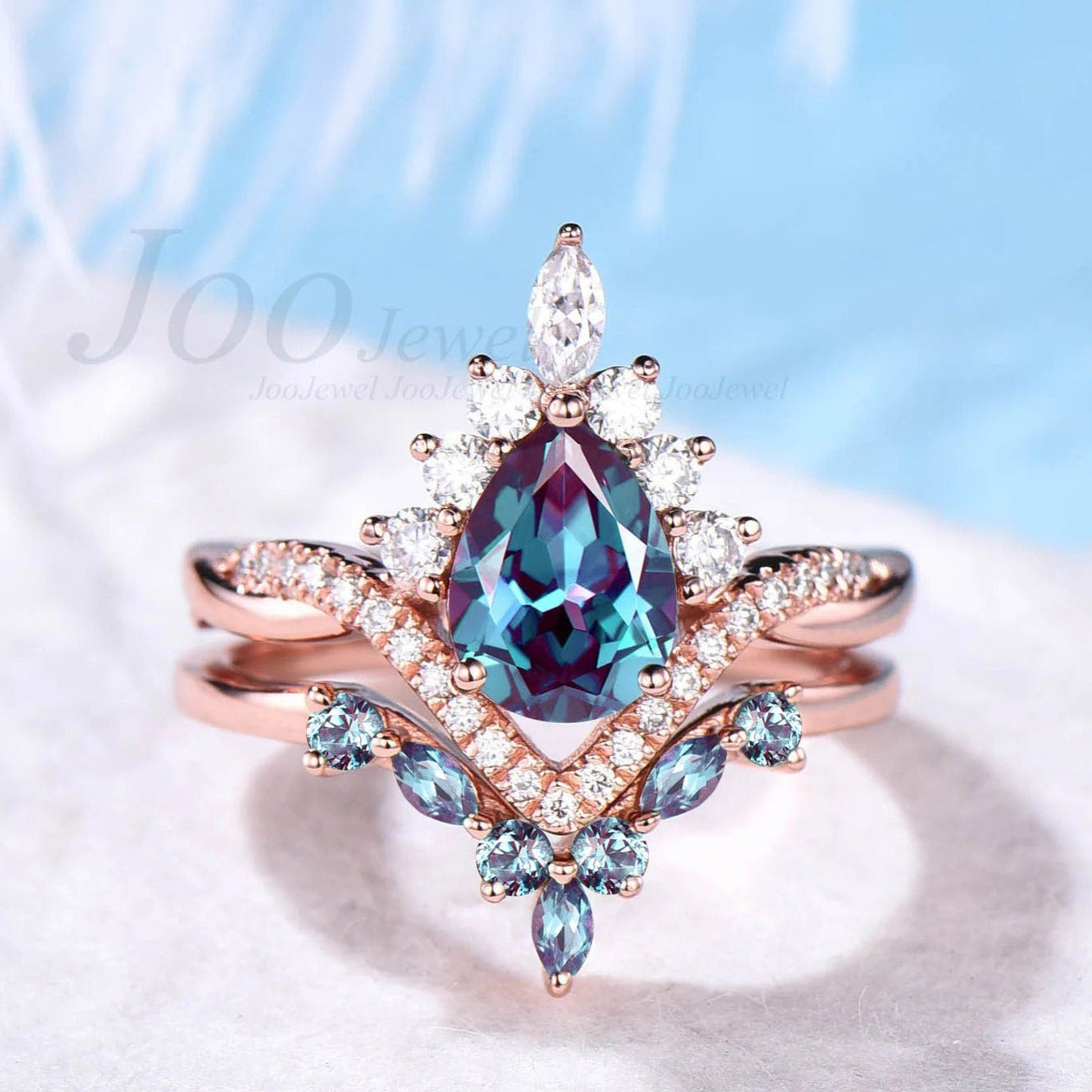 Unique Pear Shaped Alexandrite Bridal Set Vintage Rose Gold Infinity Band Art Deco Halo Moissanite Ring Marquise Alexandrite Wedding Ring