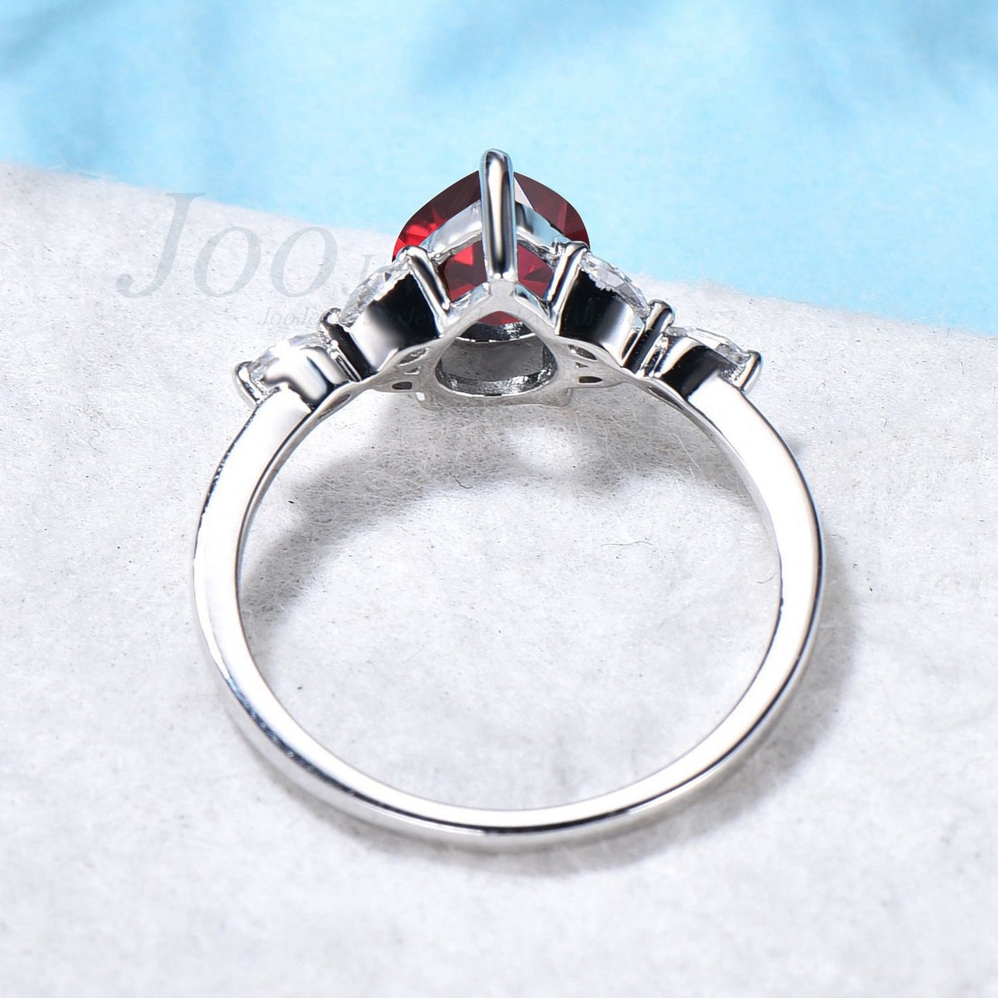 Sterling Silver 1.25ct Pear Shaped Ruby Engagement Ring Vintage Cluster CZ Diamond Ring Anniversary Ring Women July Birthstone Jewelry Gift