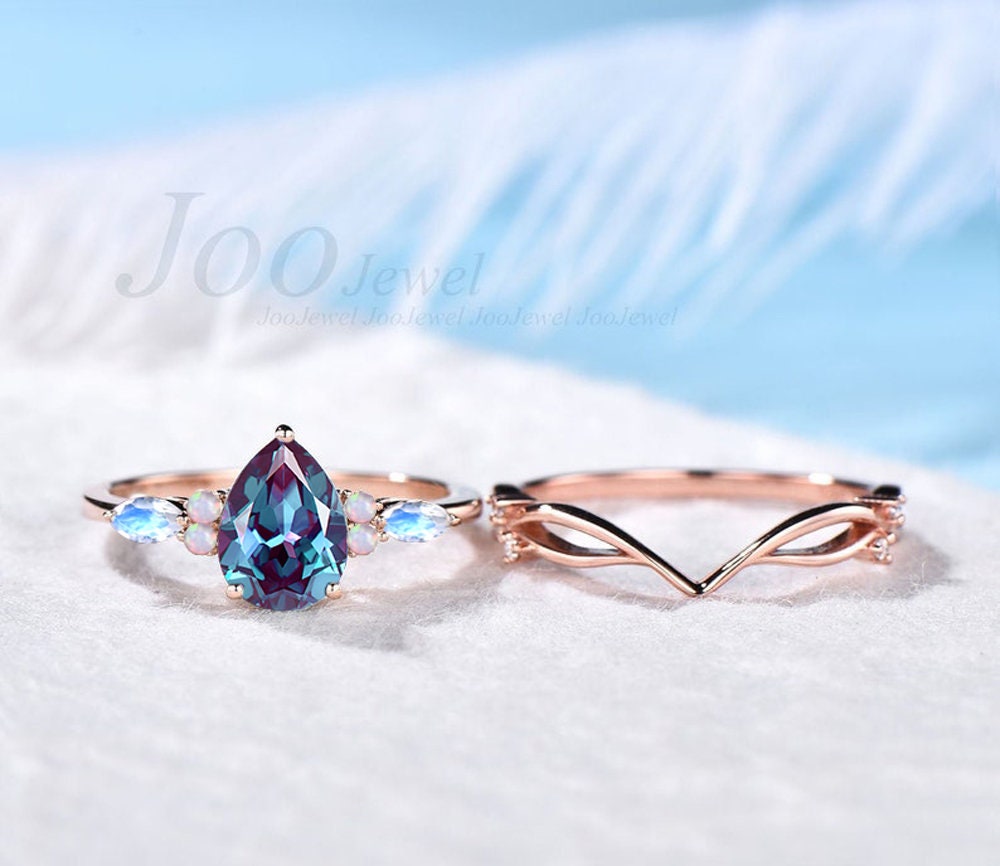 Unique Alexandrite Bridal Set Vintage Lab Opal Moonstone Wedding Ring Set Rose Gold Moissanite Ring Color Change Stone June Birthstone Gifts