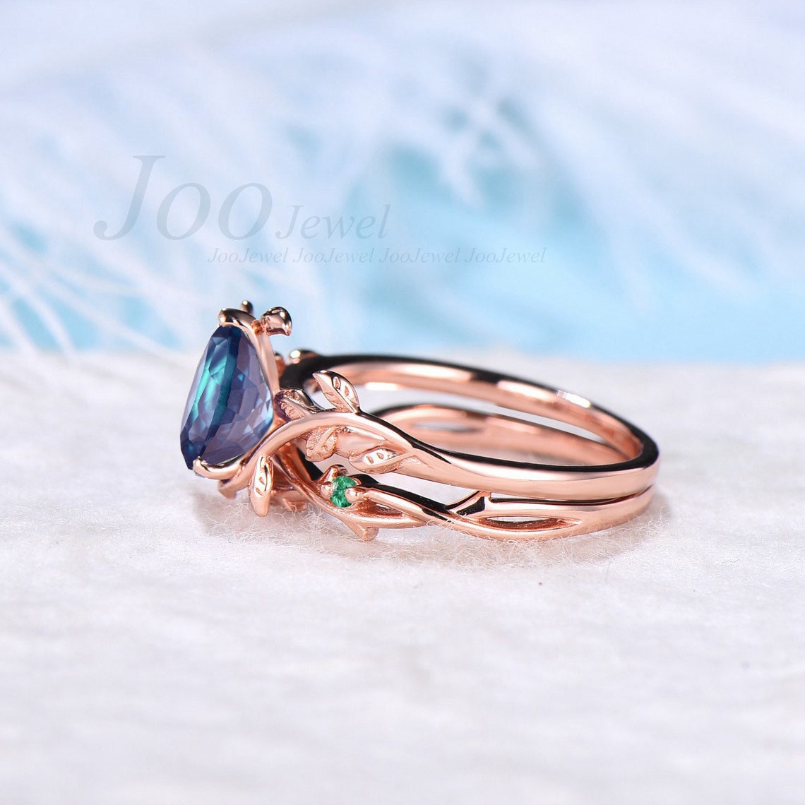 Nature Inspired Alexandrite Engagement Ring Vintage 14K White Gold Pear Cut Alexandrite Ring Emerald Leaf Wedding Ring Unique Promise Gift
