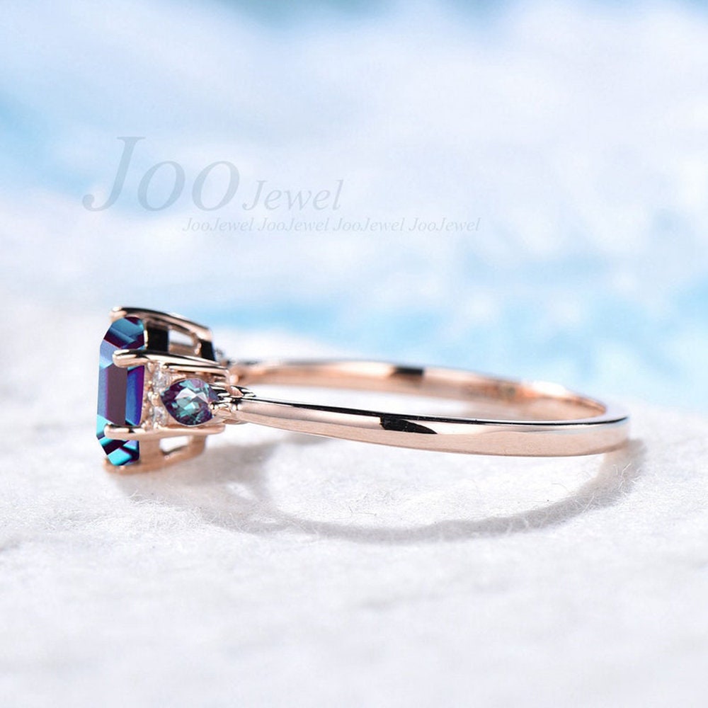 Hexagon Engagement Ring Alexandrite Ring Vintage Promise Ring Color Change Personalized Birthday Anniversary Gift Women June Birthstone Ring