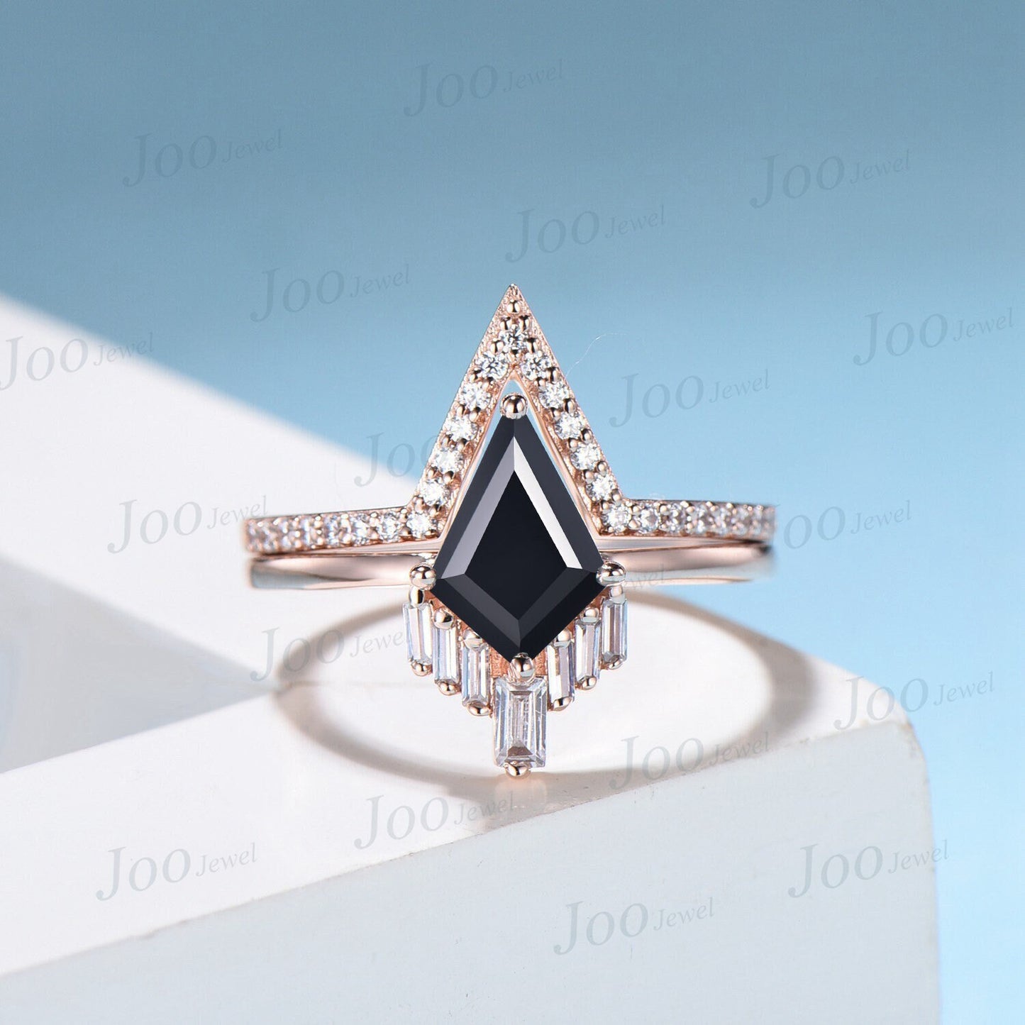 Kite Natural Black Onyx Engagement Ring Set Vintage Kite Ring Set 10K Yellow Gold Unique Gothic Black Bridal Set Art Deco Curve Wedding Band