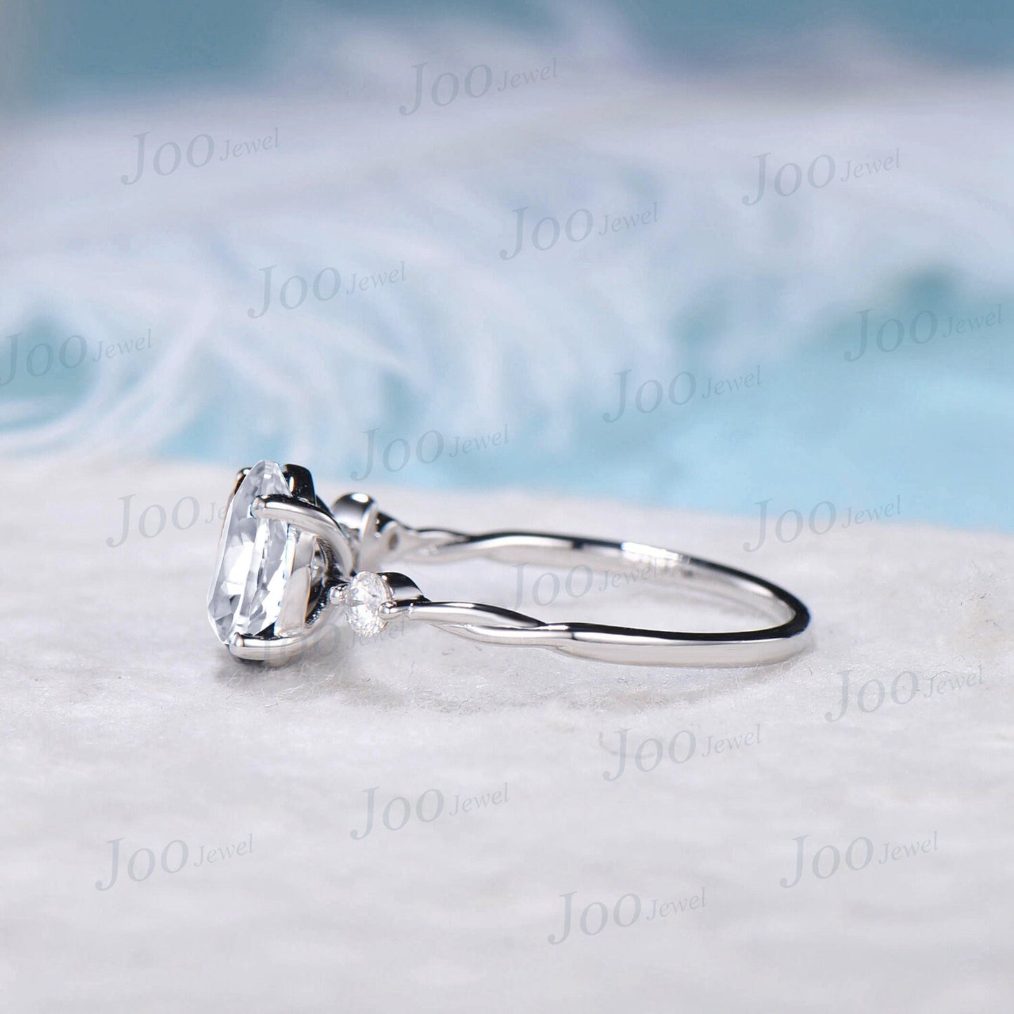 Moon Wedding Ring 1.5ct Dainty Oval Cut Moissanite Engagement Ring Crescent Moon Cluster Moissanite Diamond Ring Anniversary Gift for Women