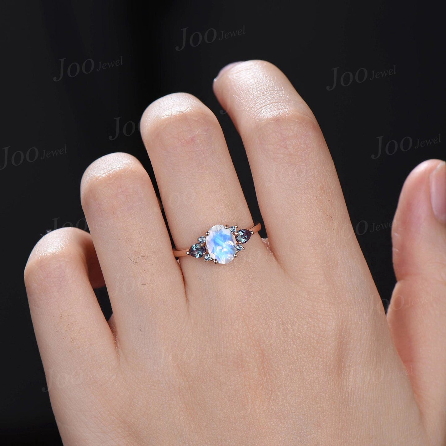 1.5ct Oval Natural Blue Moonstone Engagement Ring Vintage Color-Change Pear Alexandrite Wedding Ring June Birthstone Birthday/Promise Gifts
