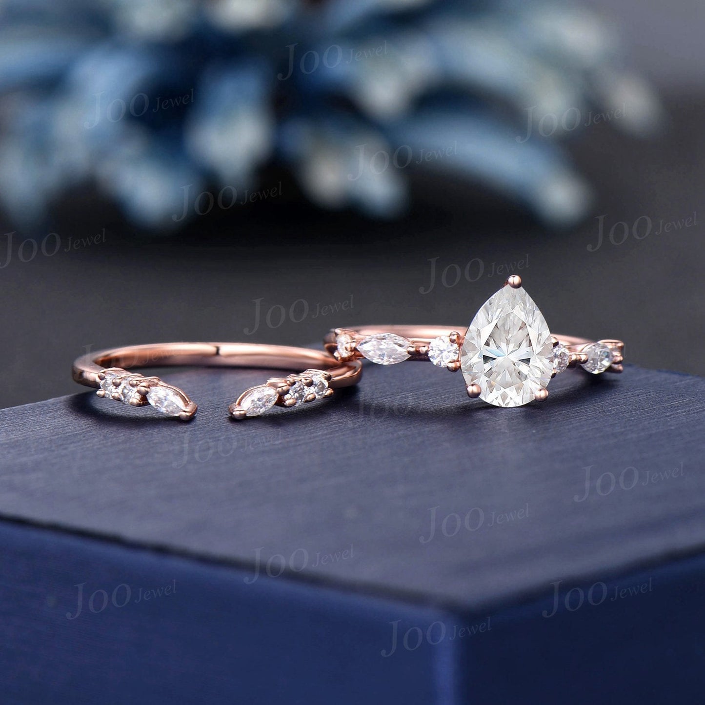 1.25ct Pear Wedding Ring Dainty Moissanite Engagement Ring Set April Birthstone Cluster Moissanite Diamond Ring Anniversary Gifts for Women