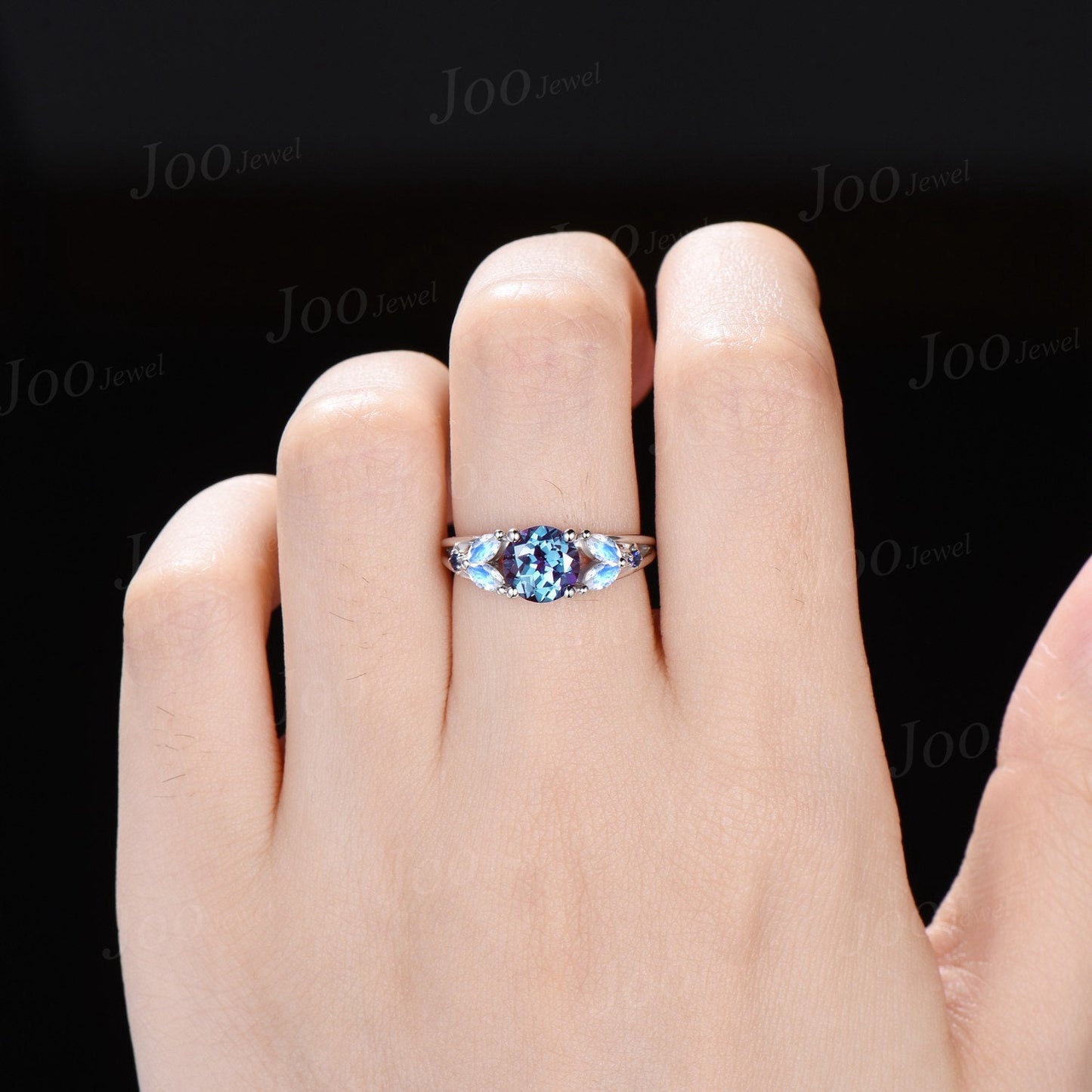 7mm Round Cut Color-Change Alexandrite Engagement Rings Split Shank Band Cluster Natural Moonstone Blue Sapphire Ring Sterling Silver Ring