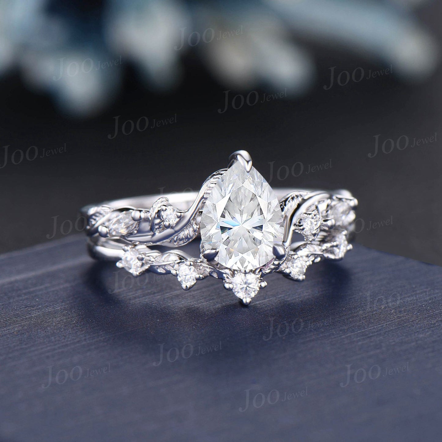 Twist Twig Vine Nature Inspired Pear Moissanite Engagement Ring Set 14K White Gold Leaf Moissanite Diamond Wedding Bridal Set Promise Gifts