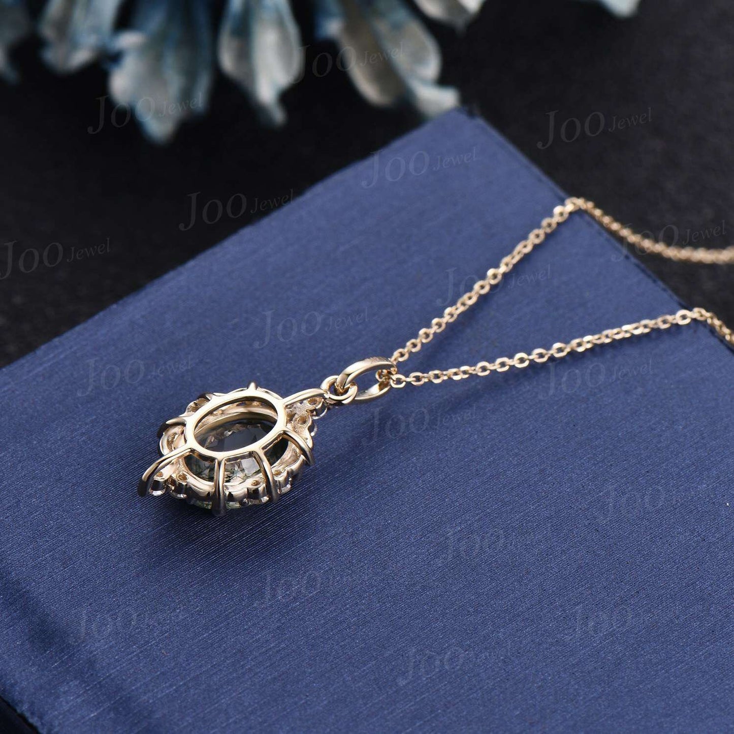 Oval Natural Moss Agate Pendant Necklace Vintage 14K Gold Necklace Twig leaf Vine Branch Halo Moss Agate Jewelry Birthday Anniversary Gifts