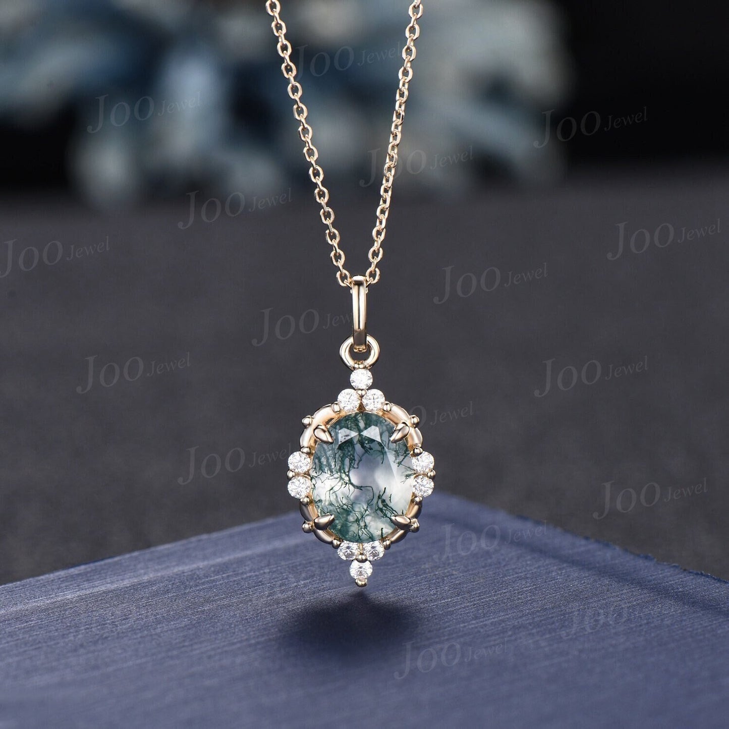 Oval Natural Moss Agate Pendant Necklace Vintage 14K Gold Necklace Twig leaf Vine Branch Halo Moss Agate Jewelry Birthday Anniversary Gifts
