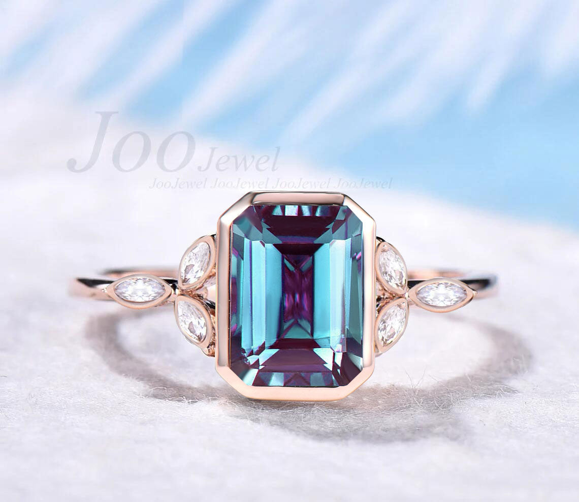 Bezel Set Engagement Ring 14K Rose Gold Emerald Cut Color-Change Alexandrite Ring June Birthstone Gift Unique Vintage Proposal Ring Women