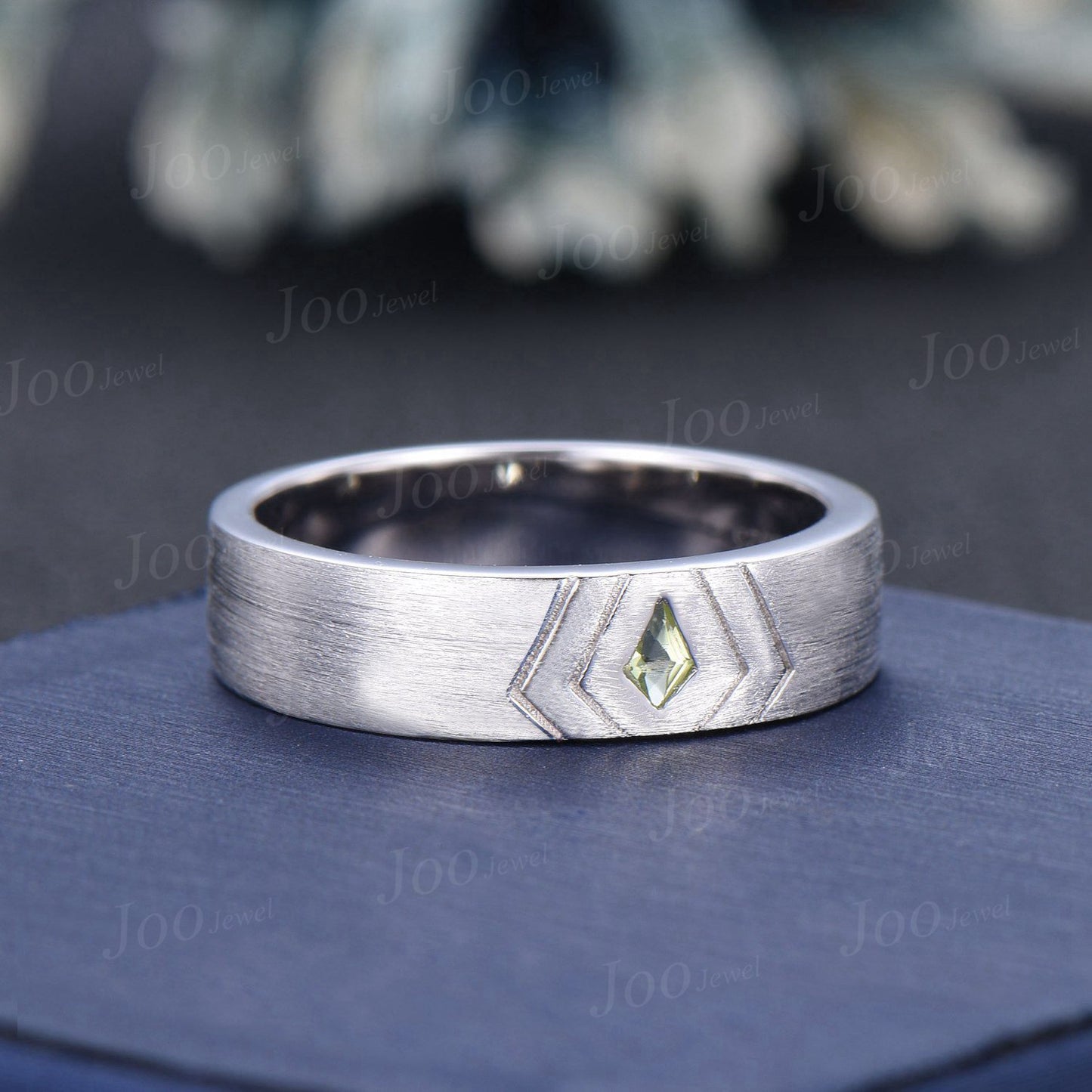 Kite Cut Natural Peridot Solitaire Ring Unique 10K Solid White Gold Silver Brushed Finished Men Band 6mm Wide Wedding Marriage Ring for Male