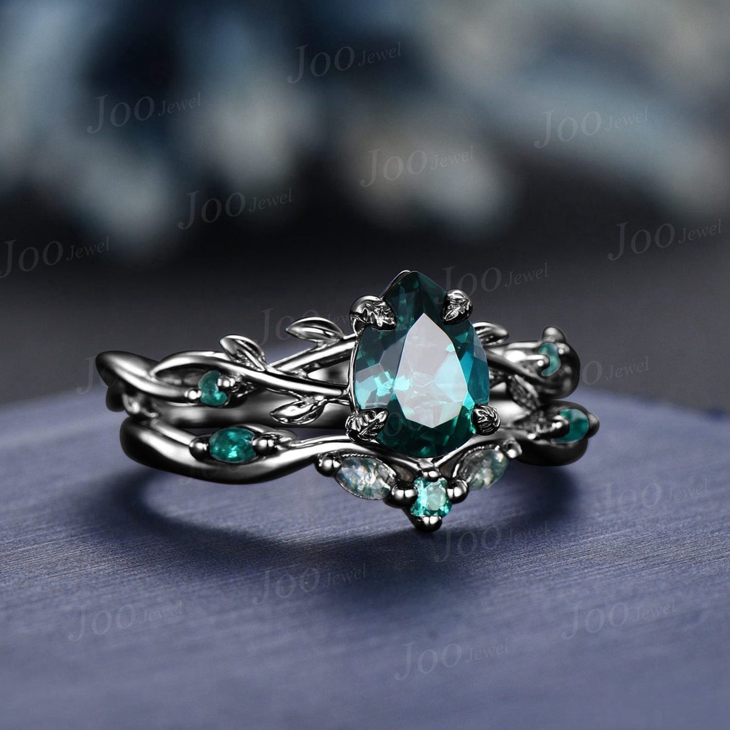 Black Gold Green Emerald Engagement Ring Set 1.25ct Twig Vine Pear Emerald Moss Agate Wedding Ring Set Goth Black Promise Ring Women Gifts