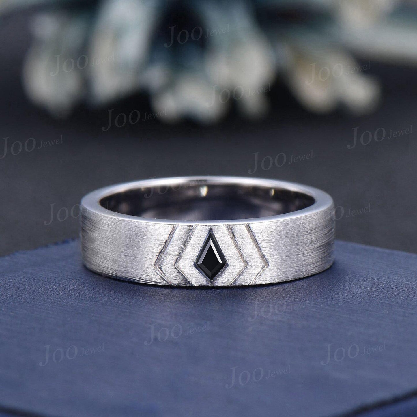 Men's Black Spinel Wedding Band Kite Black Onyx Men Band Brushed Finished Band Sterling Silver Gothic Vintage Male Marriage Ring for Fiancé