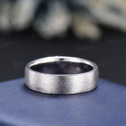 Round Green Emerald& Blue Sapphire Brushed Finish Band Promise Ring for Men Women in 10k/14k/18k White Gold Art Deco Cluster Wedding Band