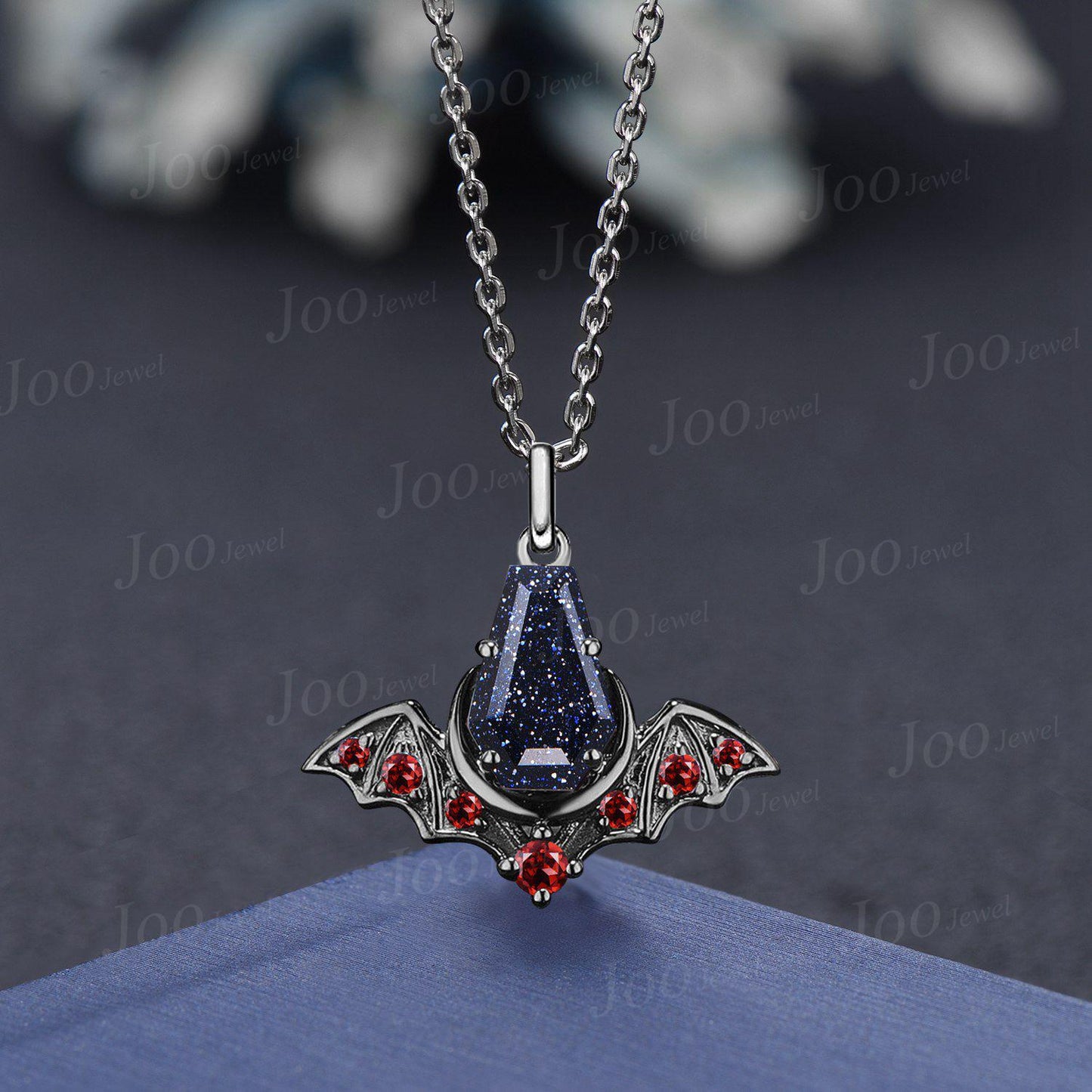 Gothic Blue Sandstone Moon Pendant Necklace Coffin Cut Starry Sky Galaxy Blue Goldstone Amethyst Bat Wing Retro 18K Black Gold Chain Pendant