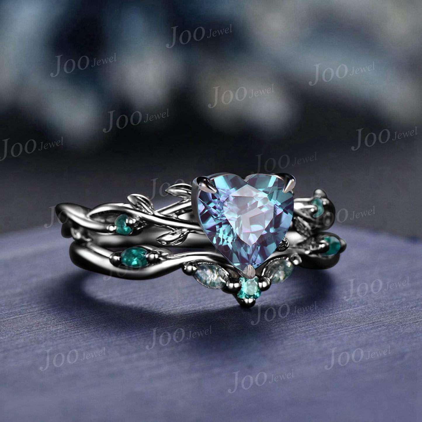 Twig Vine Heart Cut Color-Change Alexandrite Engagement Ring Set Heart Wedding Ring Set Goth Black Promise Ring for Women Anniversary Gifts