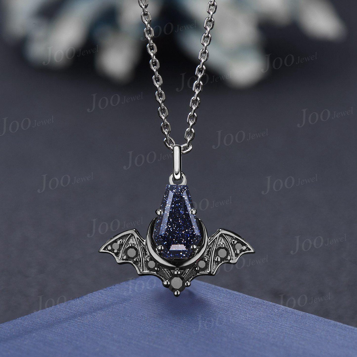 Gothic Blue Sandstone Moon Pendant Necklace Coffin Cut Starry Sky Galaxy Blue Goldstone Amethyst Bat Wing Retro 18K Black Gold Chain Pendant