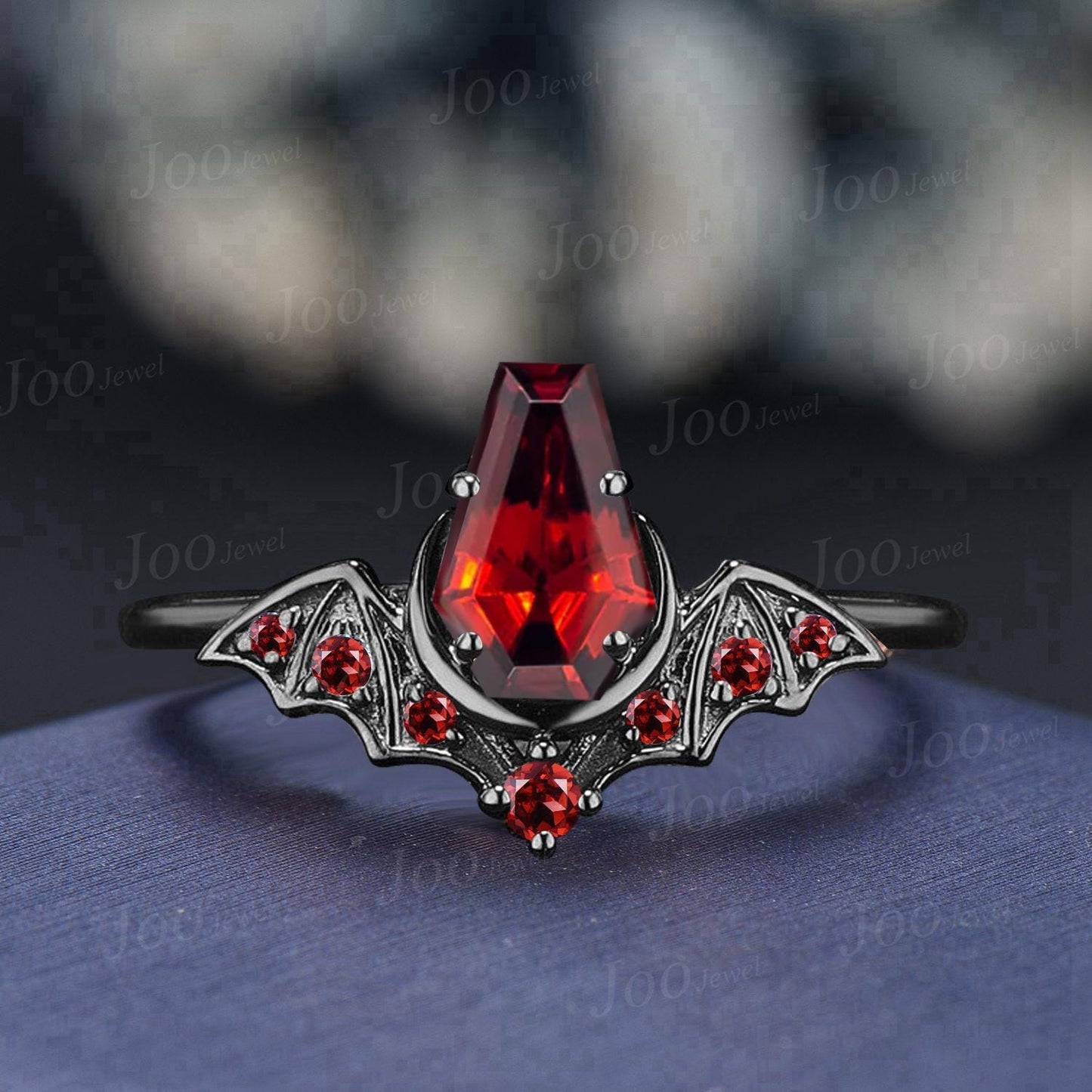Coffin Shaped Natural Garnet Bat Engagement Rings Set 14K Black Gold Retro Coffin Moon Wedding Ring Set HipHop Punk January Birthstone Gift