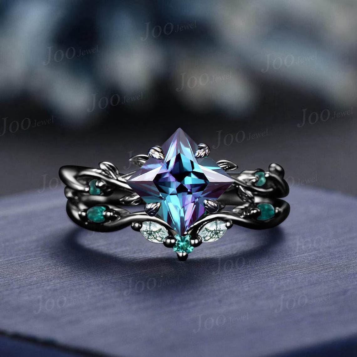Twig Vine Heart Cut Color-Change Alexandrite Engagement Ring Set Heart Wedding Ring Set Goth Black Promise Ring for Women Anniversary Gifts