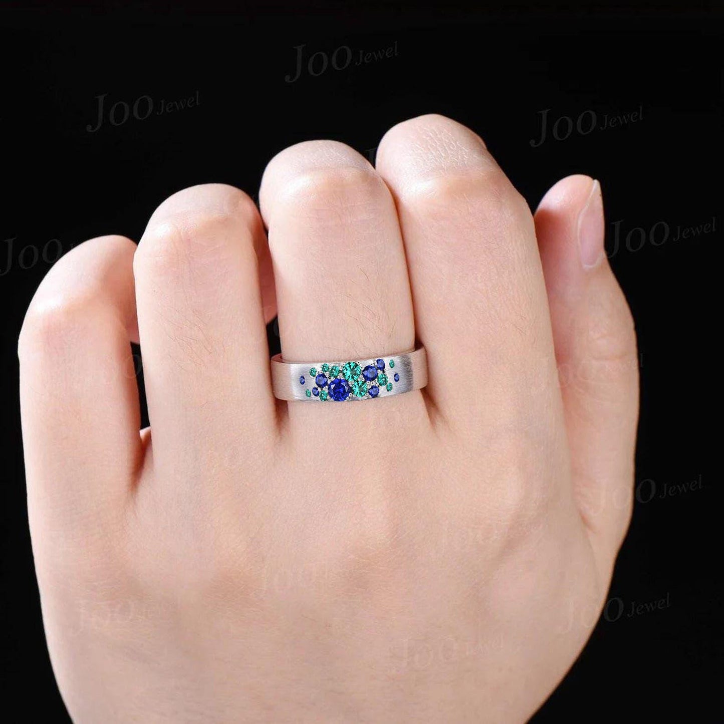 Round Green Emerald& Blue Sapphire Brushed Finish Band Promise Ring for Men Women in 10k/14k/18k White Gold Art Deco Cluster Wedding Band