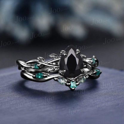 Pear Cut Natural Black Onyx Engagement Ring Black Gold Ring Twisted Vine Emerald Agate Wedding Ring Nature Inspired Ring Bridal Promise Ring