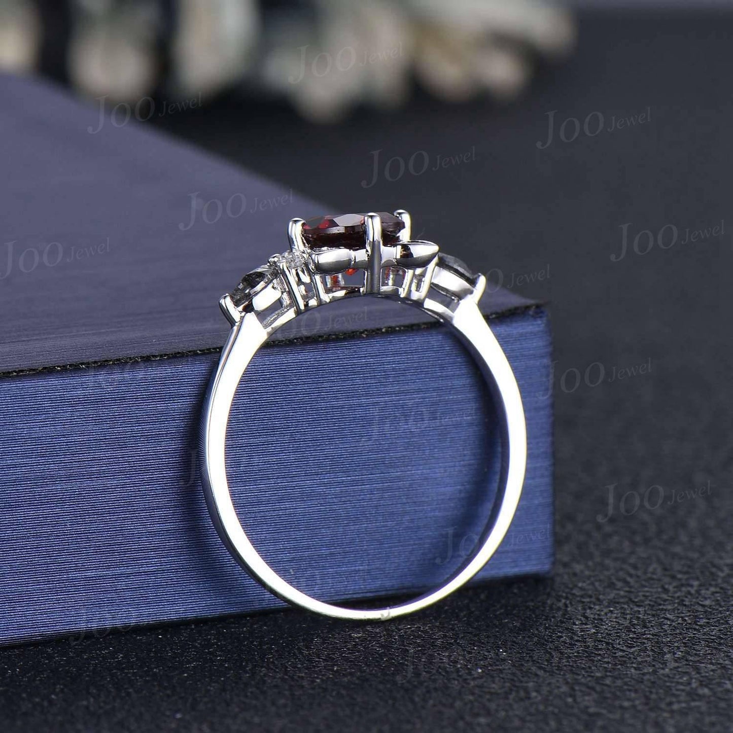 Cat Engagement Ring Vintage 1.2ct Round Cut Natural Red Garnet Wedding Ring Cat Cut Garnet Pepper Diamond Ring Jewelry Gifts for Cat Lover