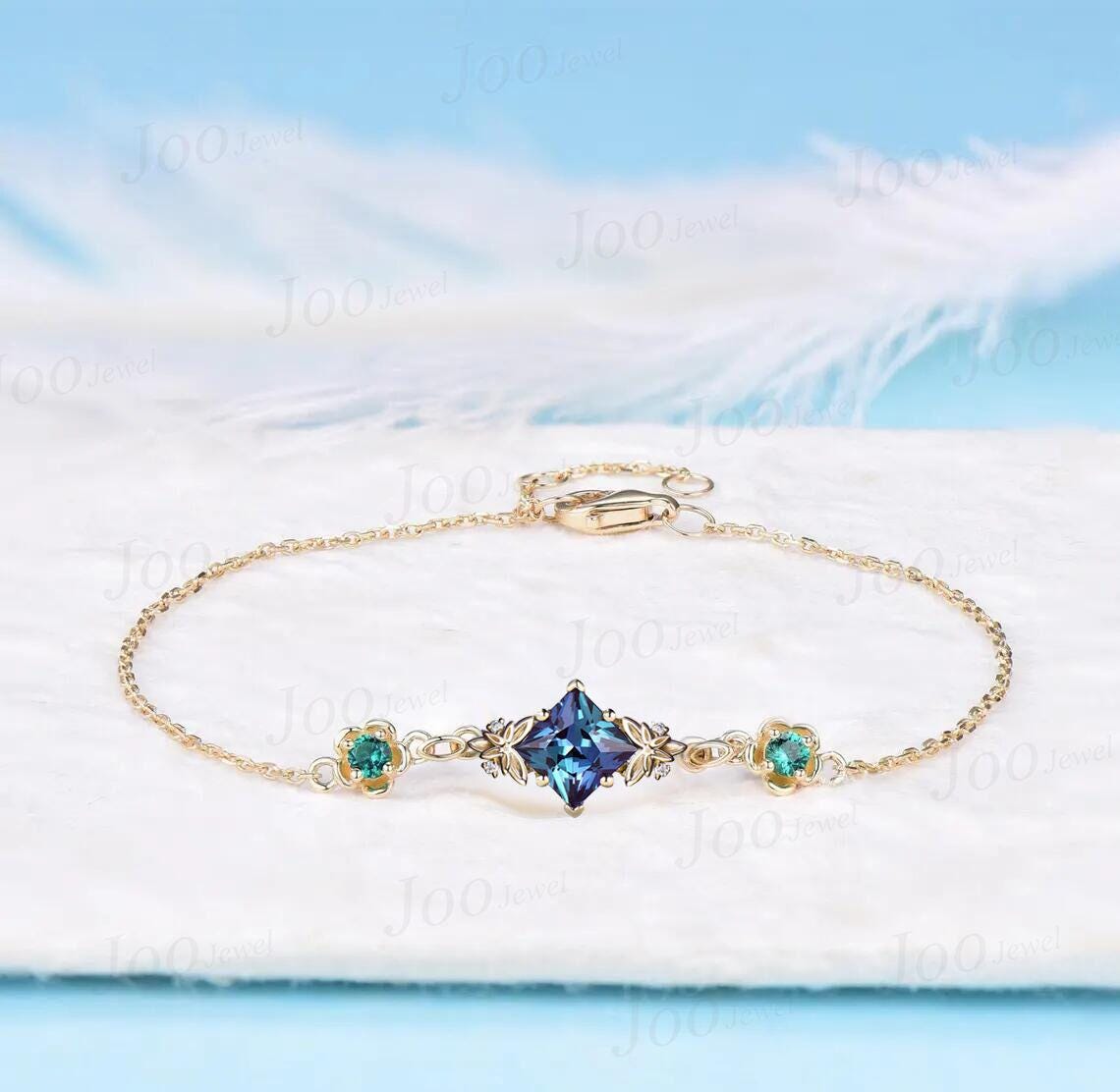 Princess Cut Color-Change Alexandrite Flower Branch Bracelet 14K Solid Gold Alexandrite Emerald Bracelet Nature Inspired Adjustable Bracelet