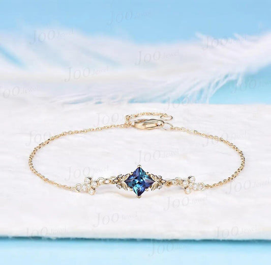 Princess Cut Color-Change Alexandrite Bracelet 14K Gold Alexandrite Adjustable Chain Bracelet Unique Birthday/Graduation Gifts for Daughter